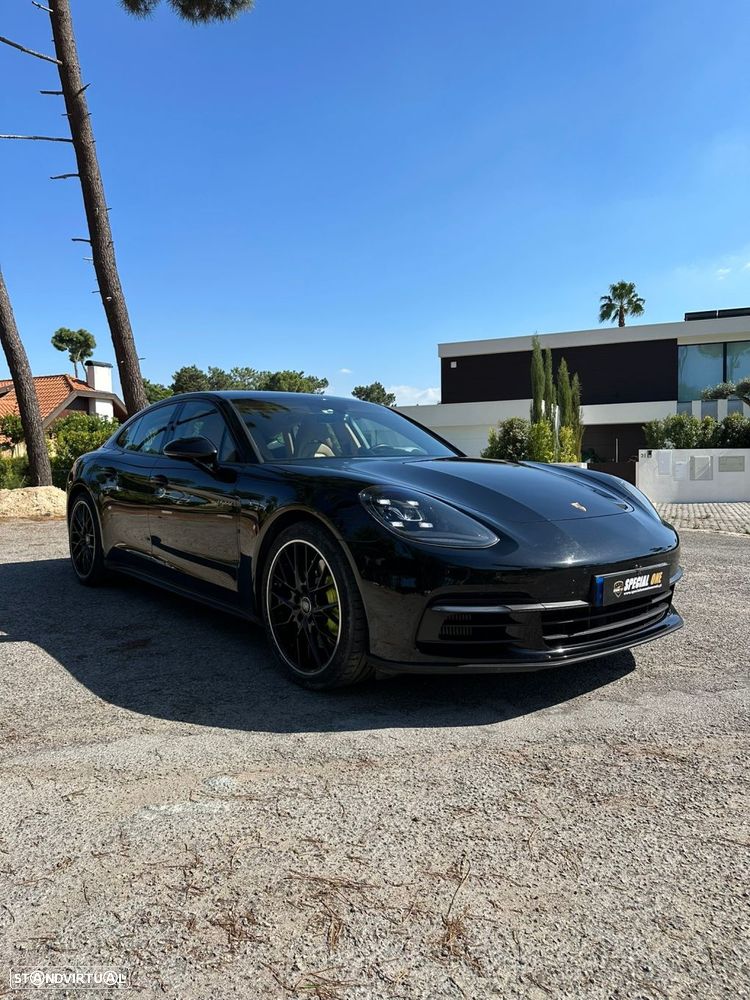 Porsche Panamera - 8