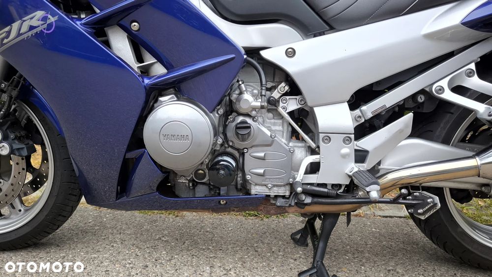 Yamaha FJR - 24