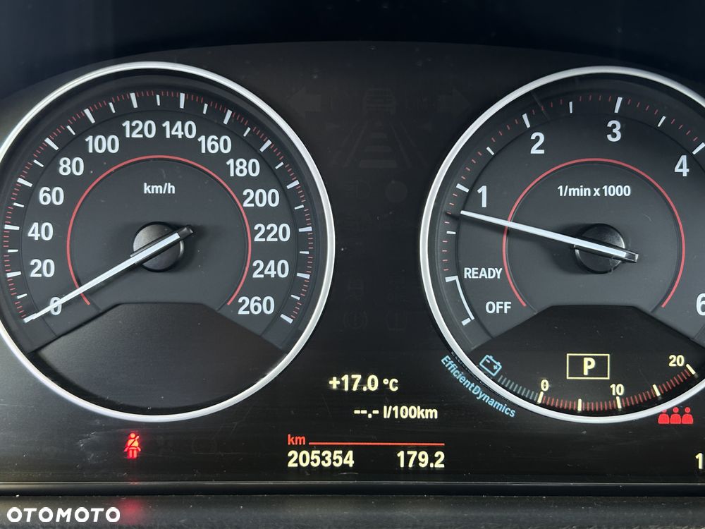 BMW Seria 3 320d M Sport - 15