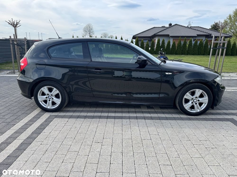 BMW Seria 1 118d DPF Edition Sport - 11