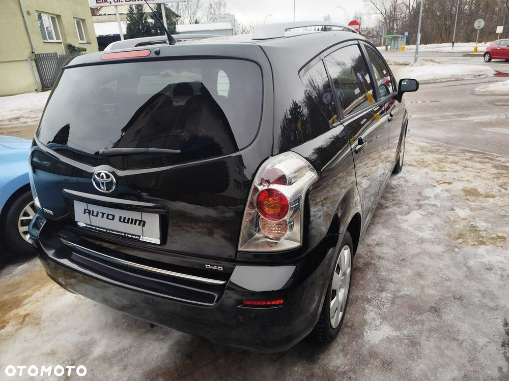 Toyota Corolla Verso - 12