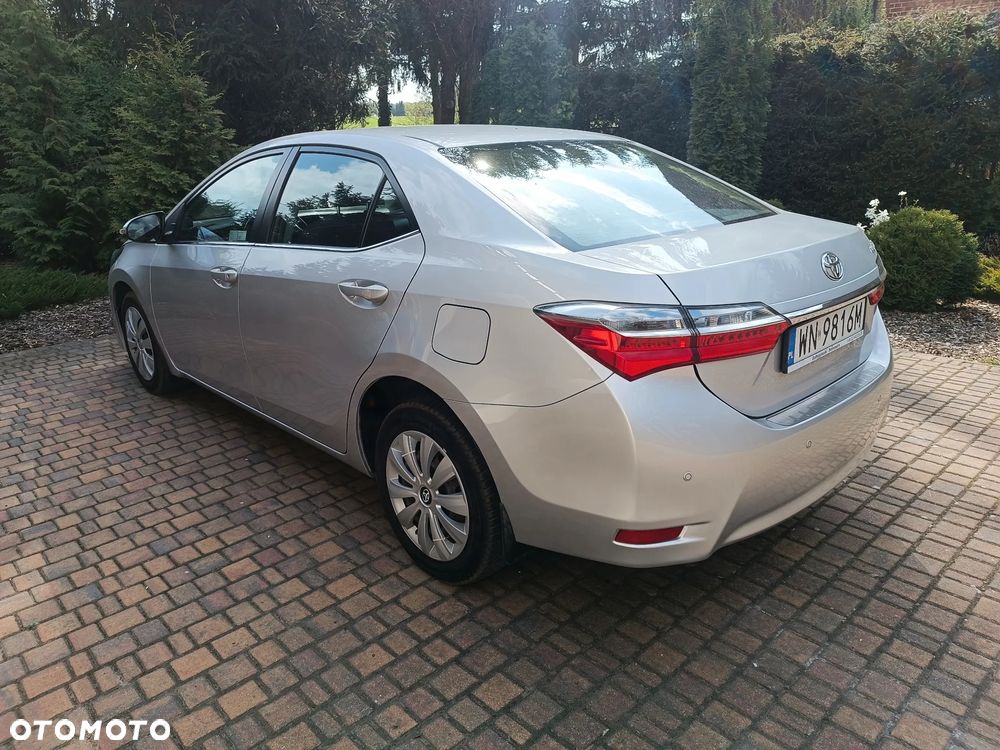 Toyota Corolla 1.6 Premium - 7