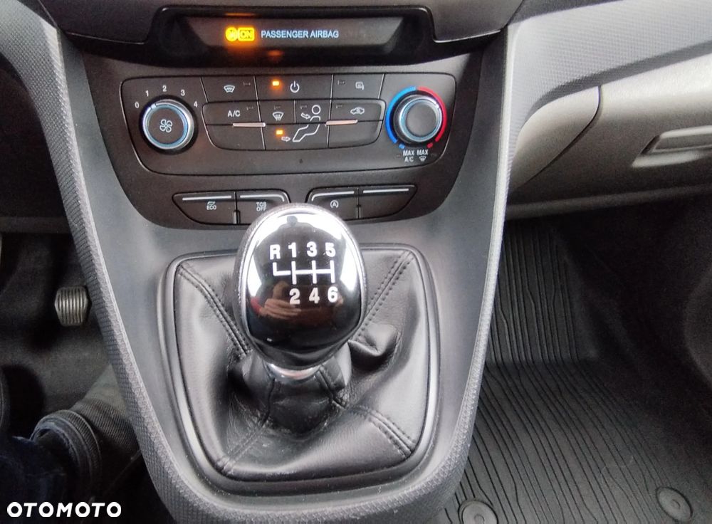 Ford TRANSIT CONNECT - 17