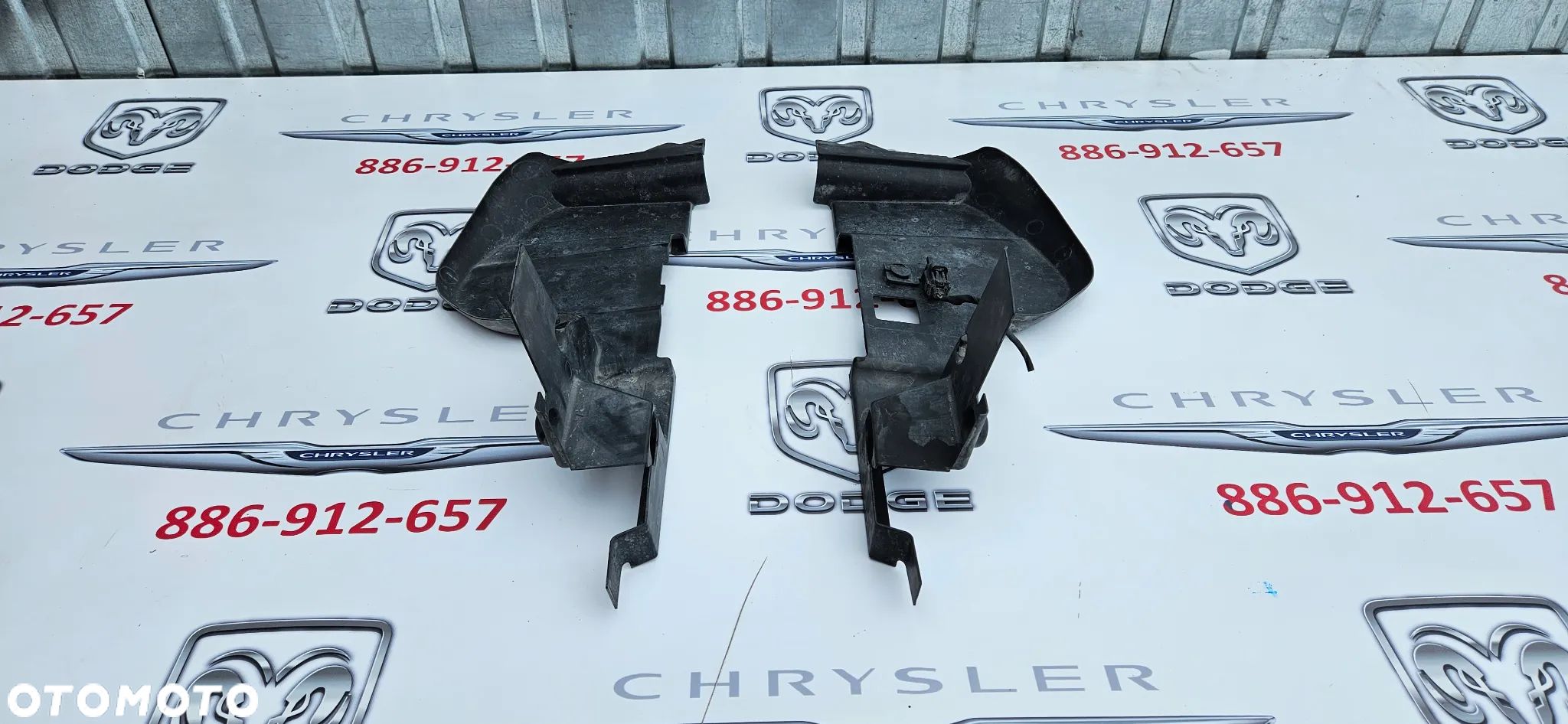 Dodge Durango III LIFT 2014- Kierownica powietrza pasa przedniego prawa lewa Łapacz powietrza Kanał powietrza Termometr zewnętrzny - 1