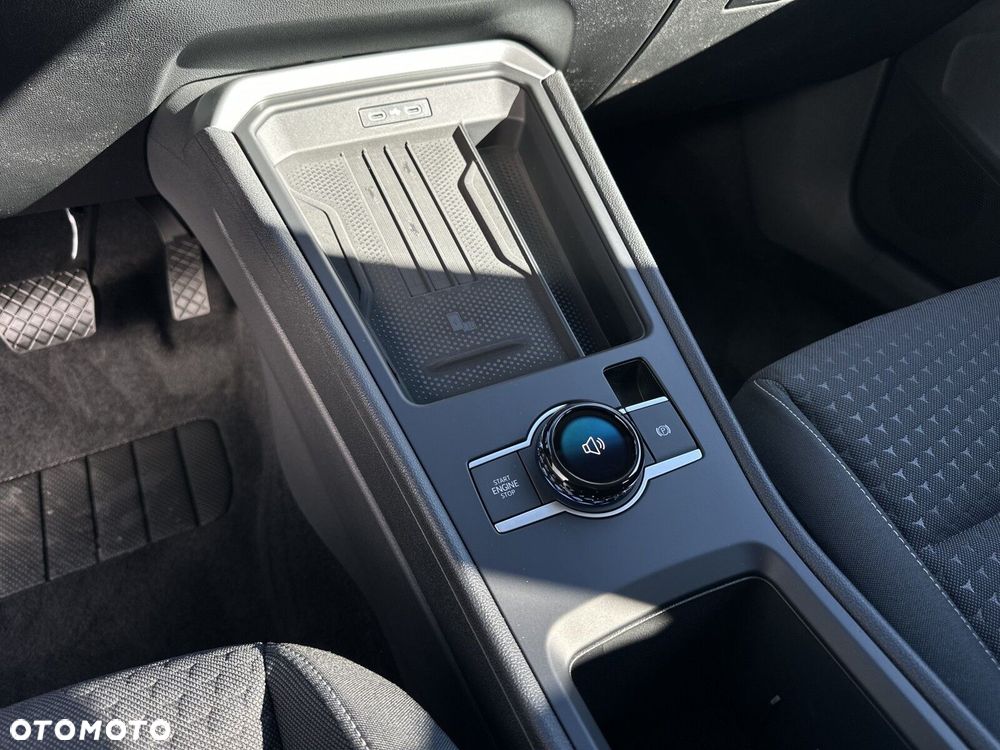 Volkswagen T-Roc - 15