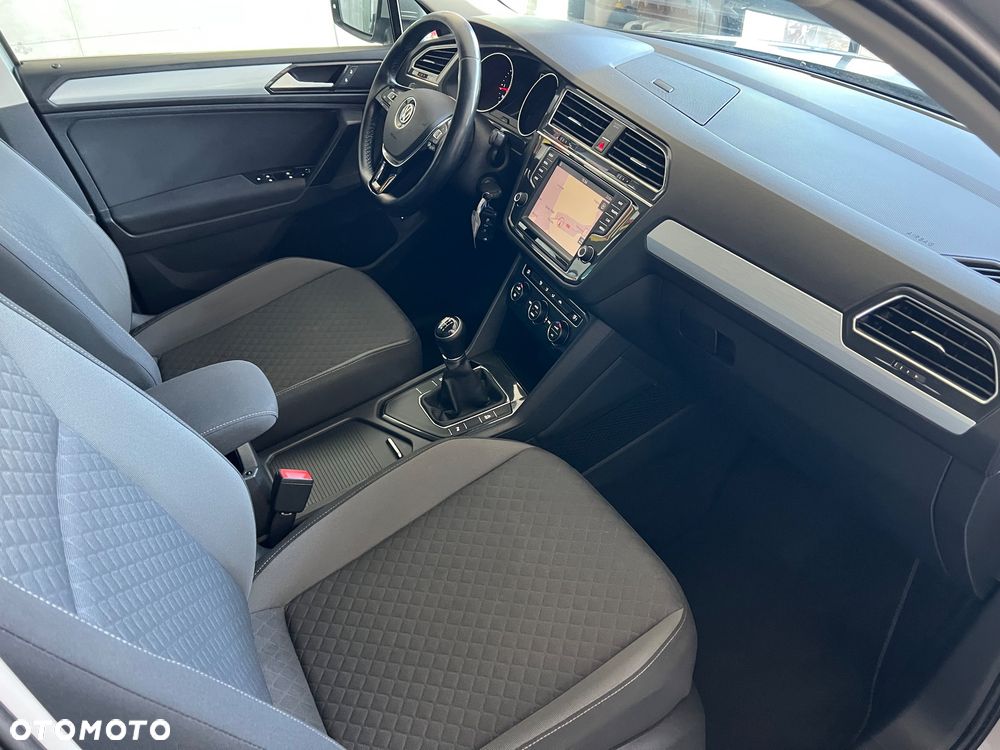 Volkswagen Tiguan 2.0 TDI BMT SCR Tour - 29