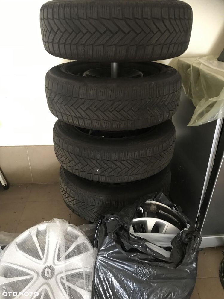 Renault Clio - 18