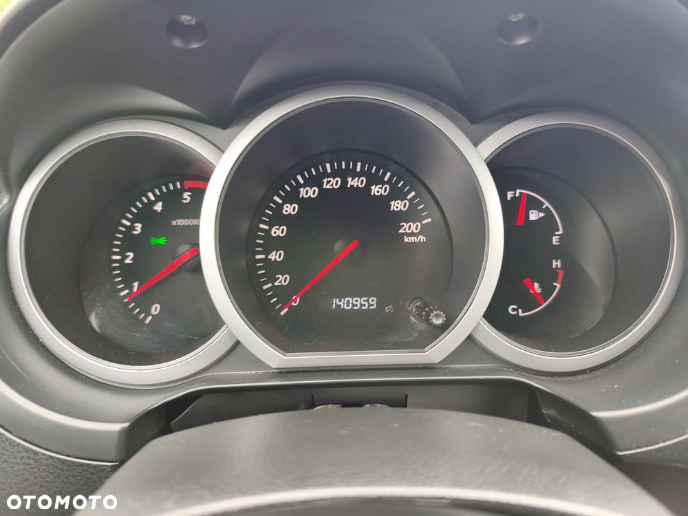 Suzuki Grand Vitara 1.9 DDiS Comfort - 16