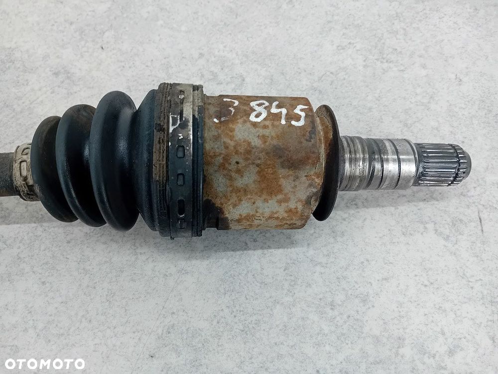 PÓŁOŚ PRAWA PRZÓD INFINITI EX37 3.7 V6 - 3