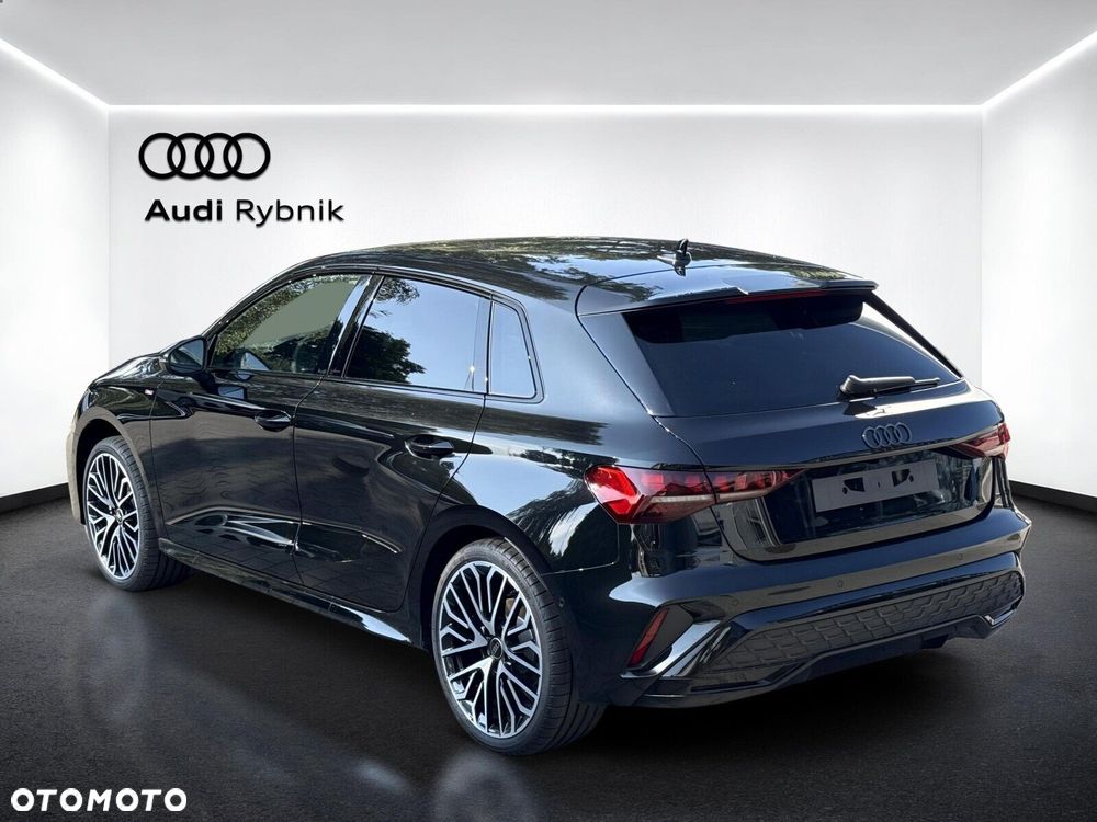 Audi A3 Sportback - 3