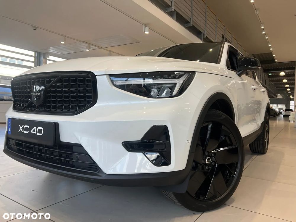 Volvo XC 40 B4 AWD Ultimate Dark - 6