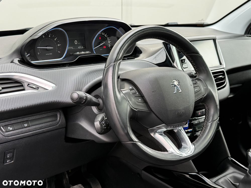 Peugeot 2008 PureTech 110 Stop&Start Allure - 16