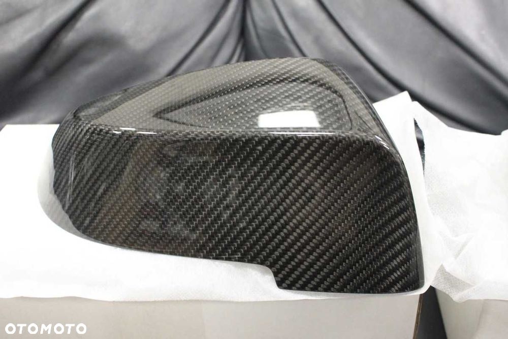 BMW 5GT 07 6 G05 Gran Coupe BMW 5 F10 F11 6 F12 F13 7 F01 F02 CARBON