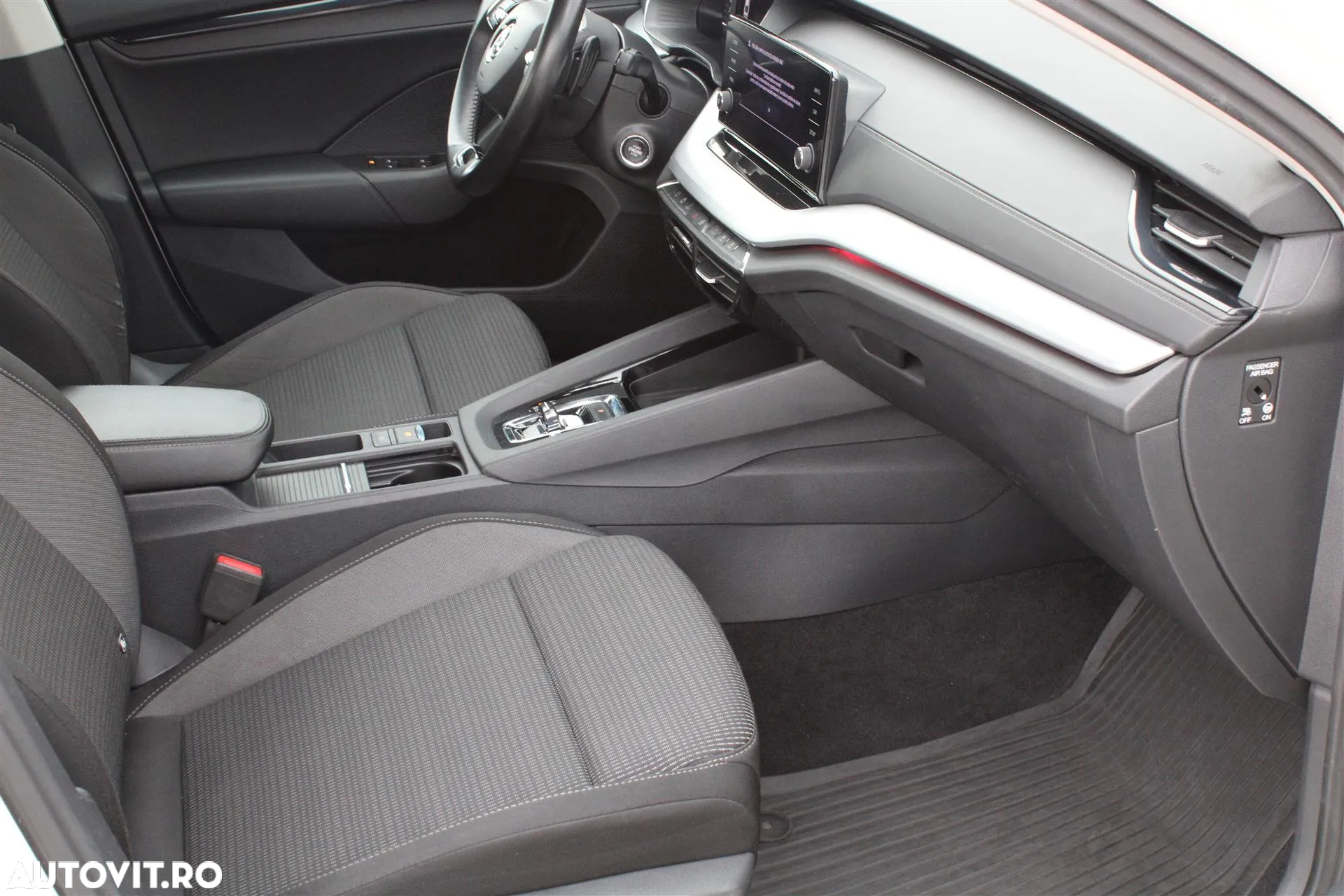 Skoda Octavia 2.0 TDI DSG Ambition - 14