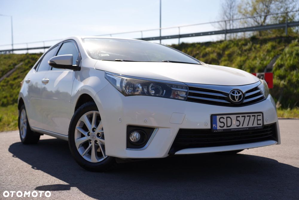 Toyota Corolla 1.4 D-4D Premium - 4