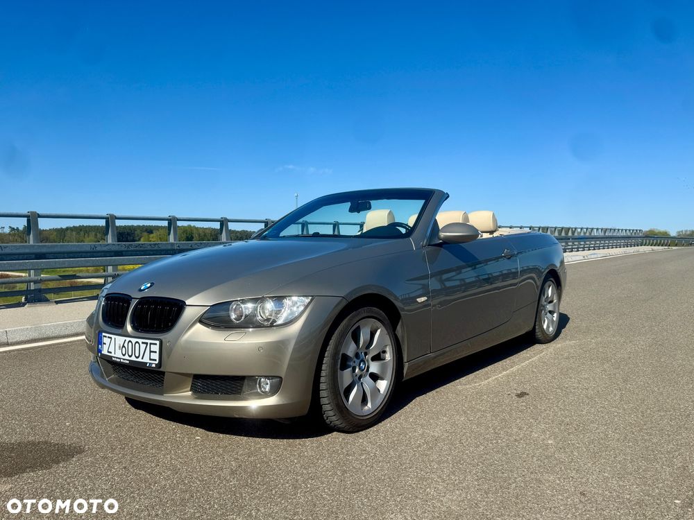 BMW Seria 3 320i - 1