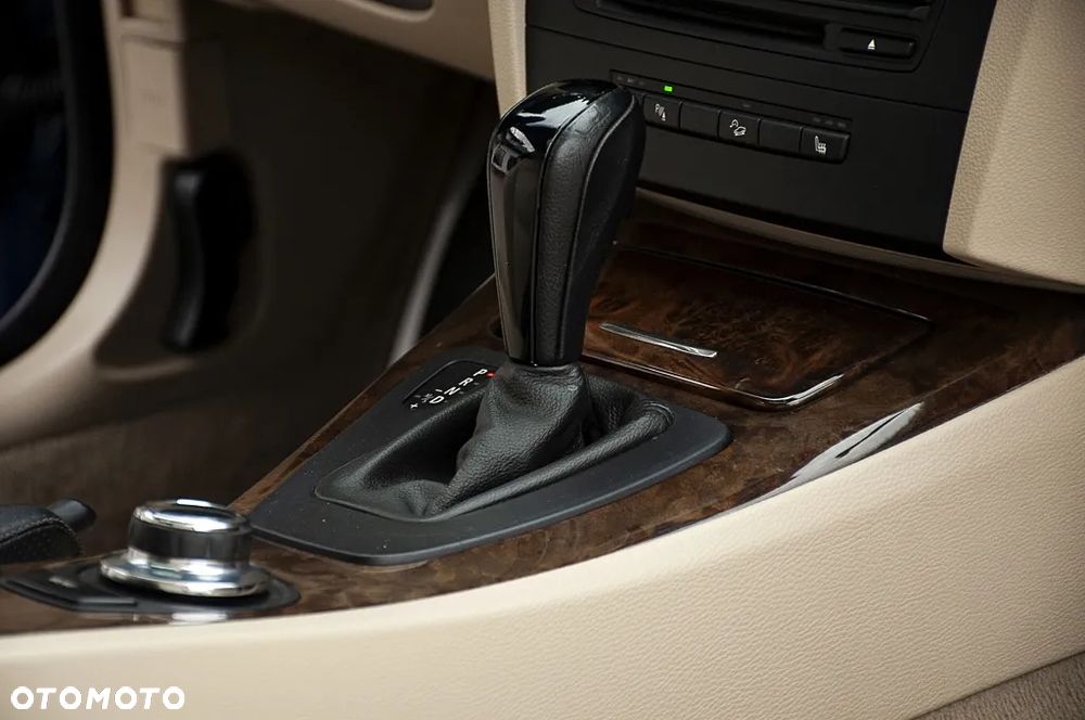 BMW Seria 3 330xd - 37