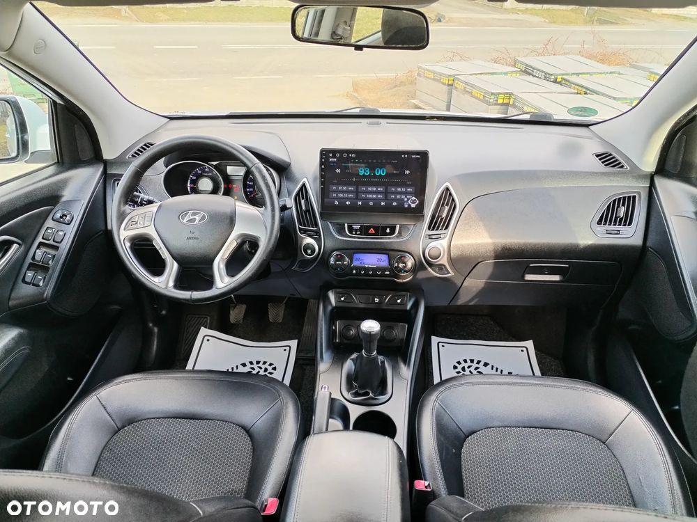 Hyundai ix35 - 23