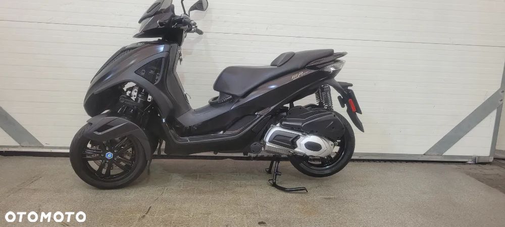 Piaggio MP-3 - 7