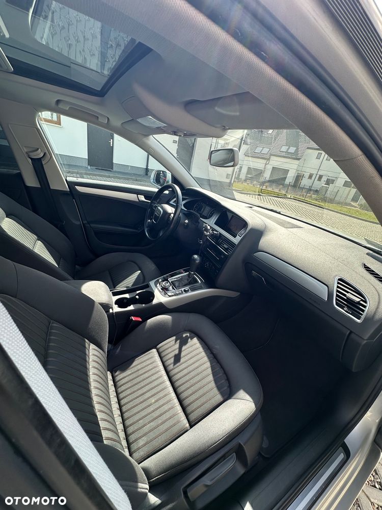 Audi A4 Limousine - 8