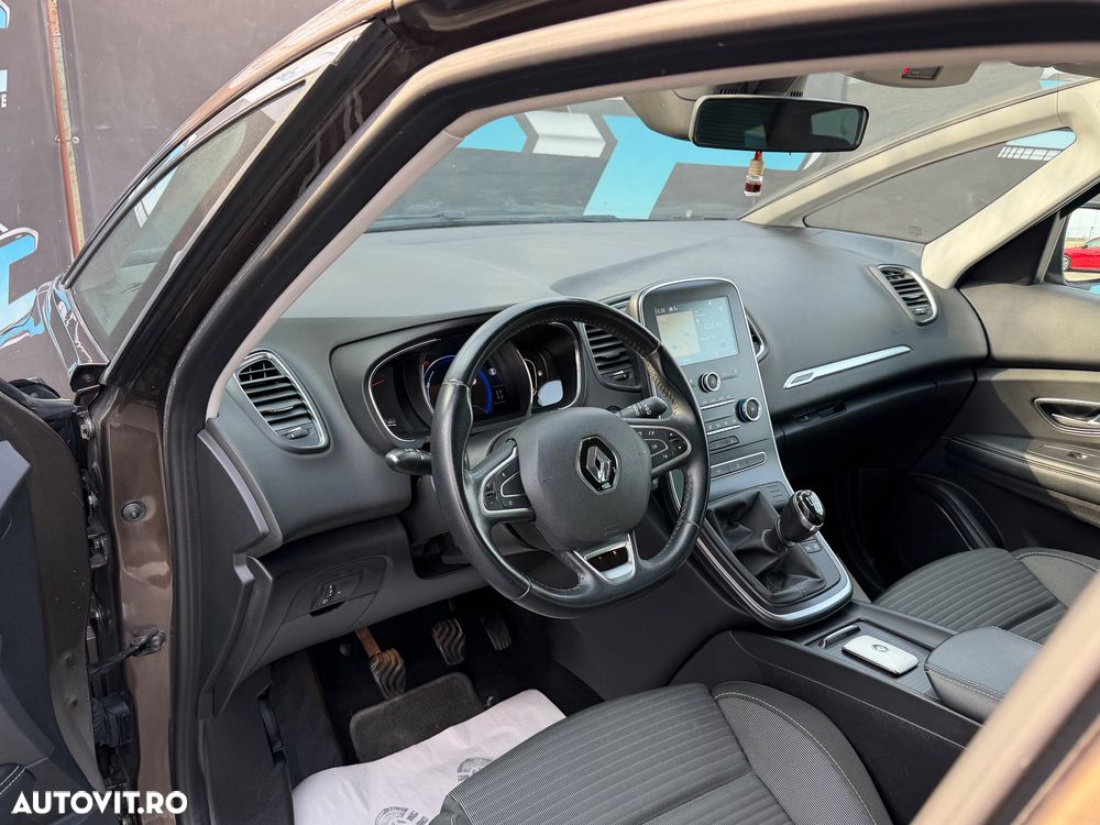 Renault Grand Scenic TCe 140 GPF BUSINESS EDITION - 11