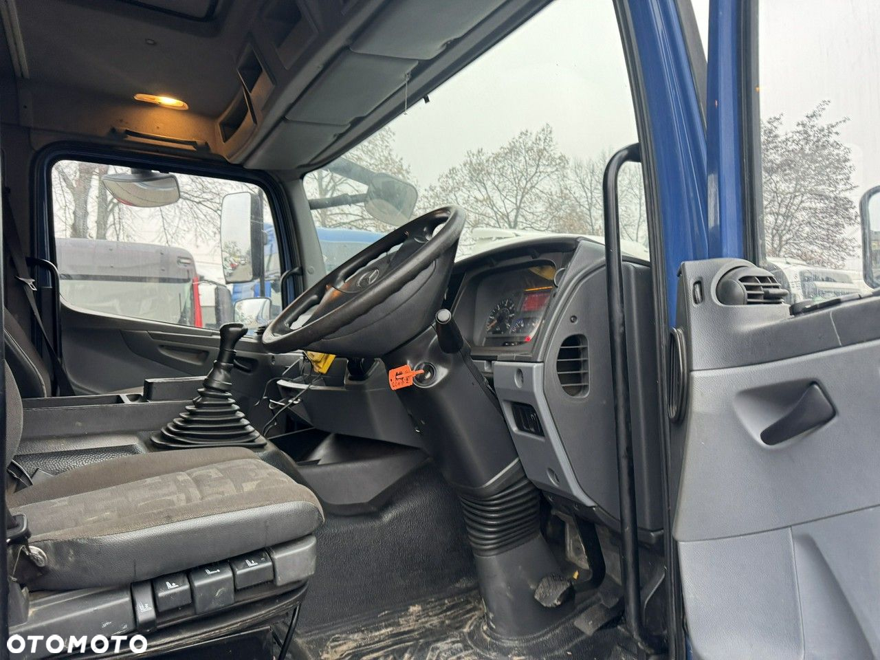 Mercedes-Benz AXOR - 12