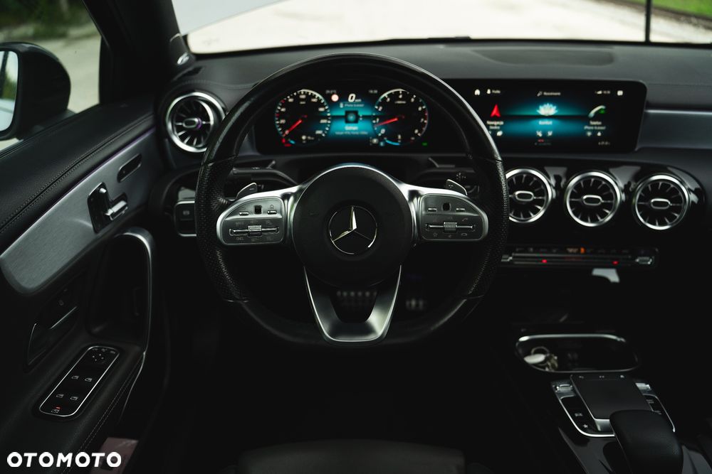 Mercedes-Benz Klasa A 220 7G-DCT AMG Line - 13