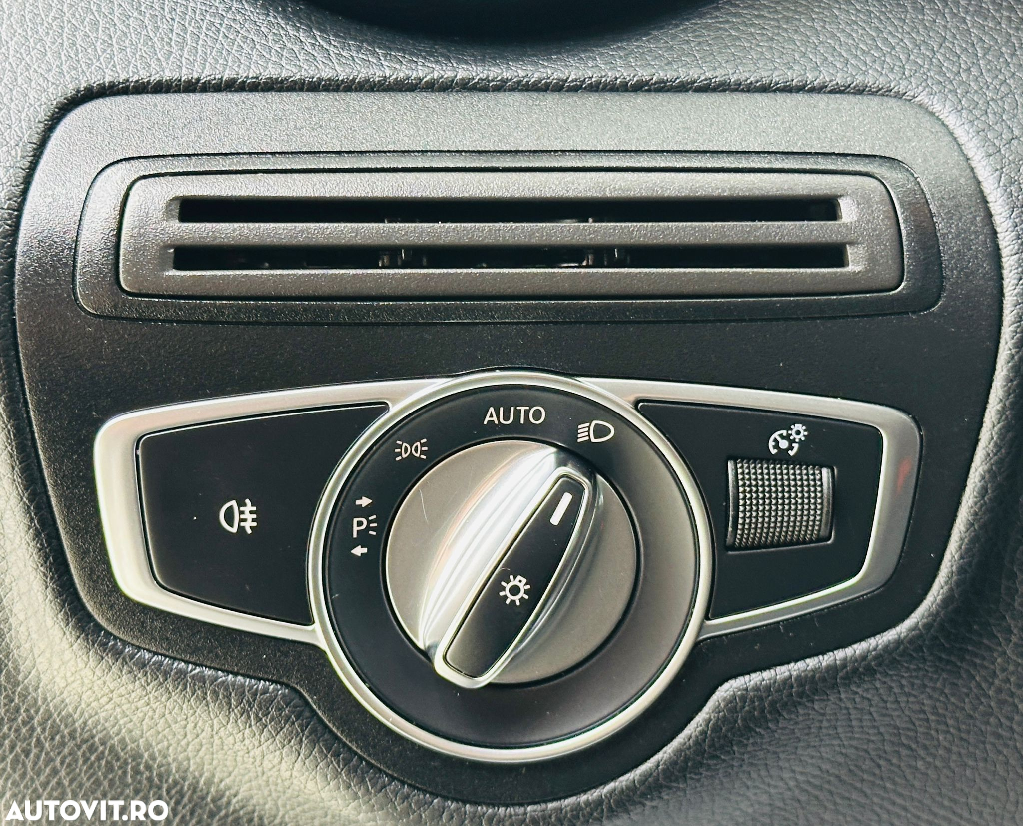 Mercedes-Benz GLC - 16