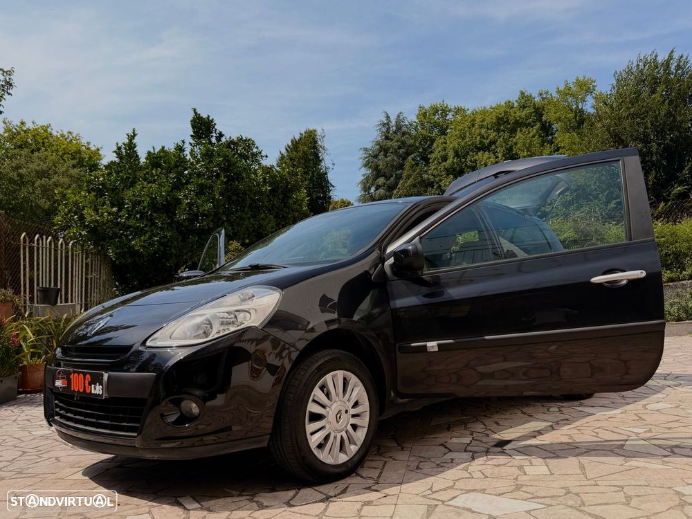 Renault Clio - 10