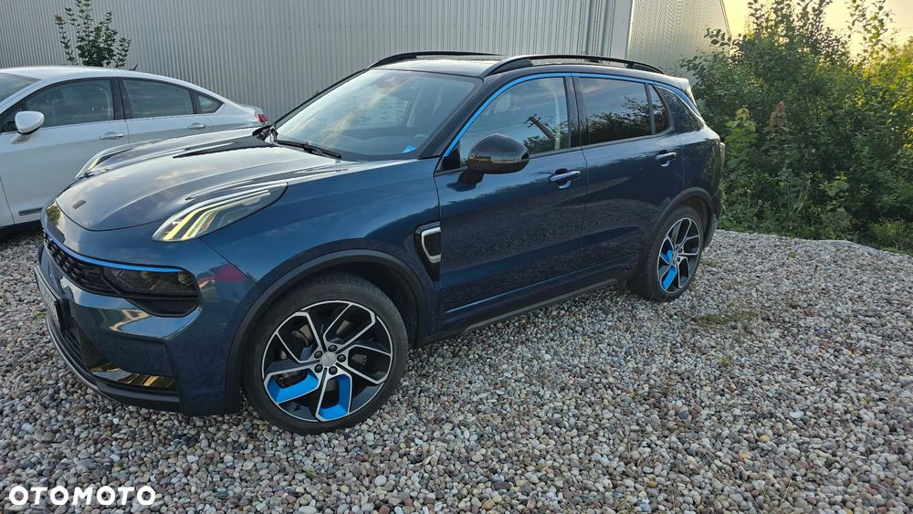 Lynk & Co 01 PHEV - 2