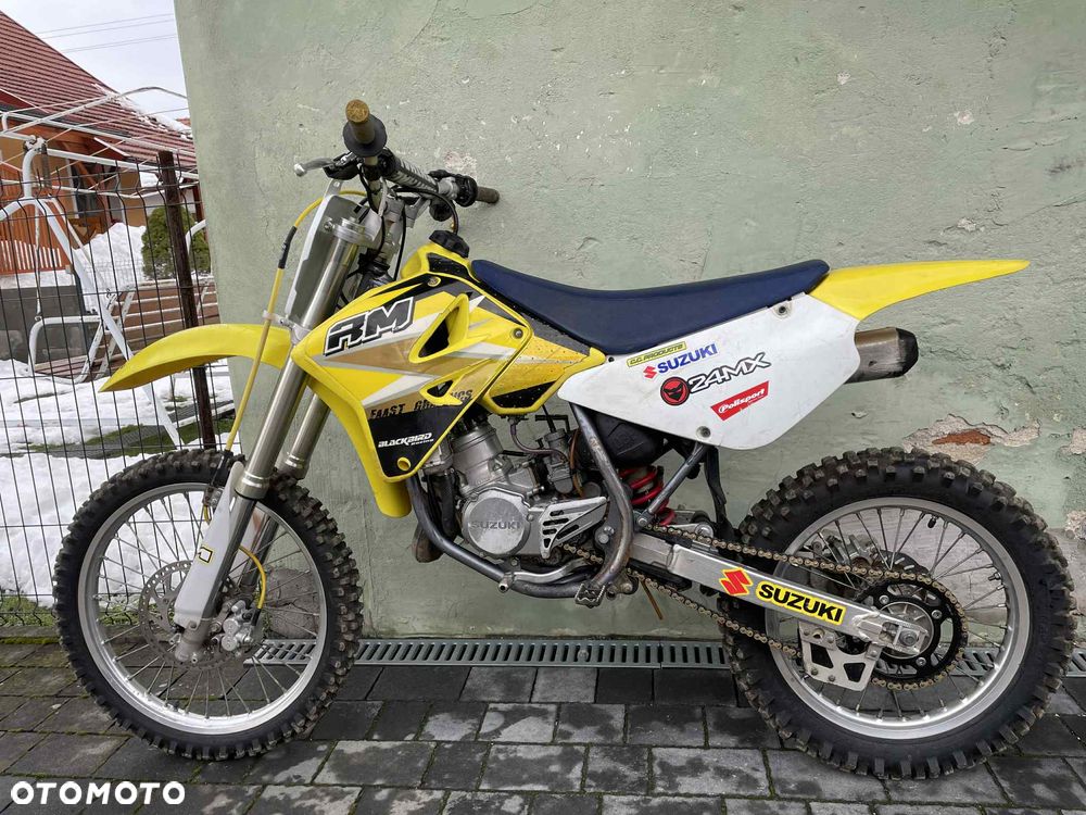 Suzuki RM - 2