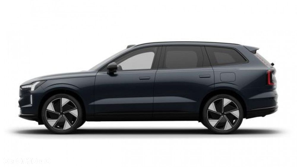 Volvo EX90 - 4