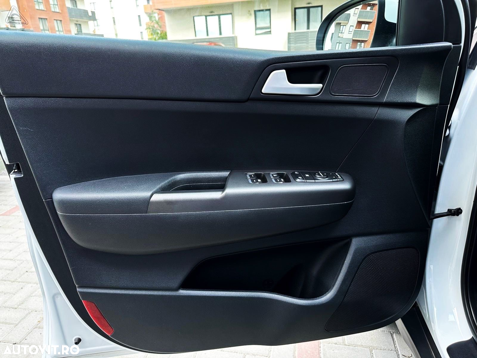 Kia Sportage 1.6 CRDI 2WD Eco-Dynamics+ (48V M-H) Black Edition - 14