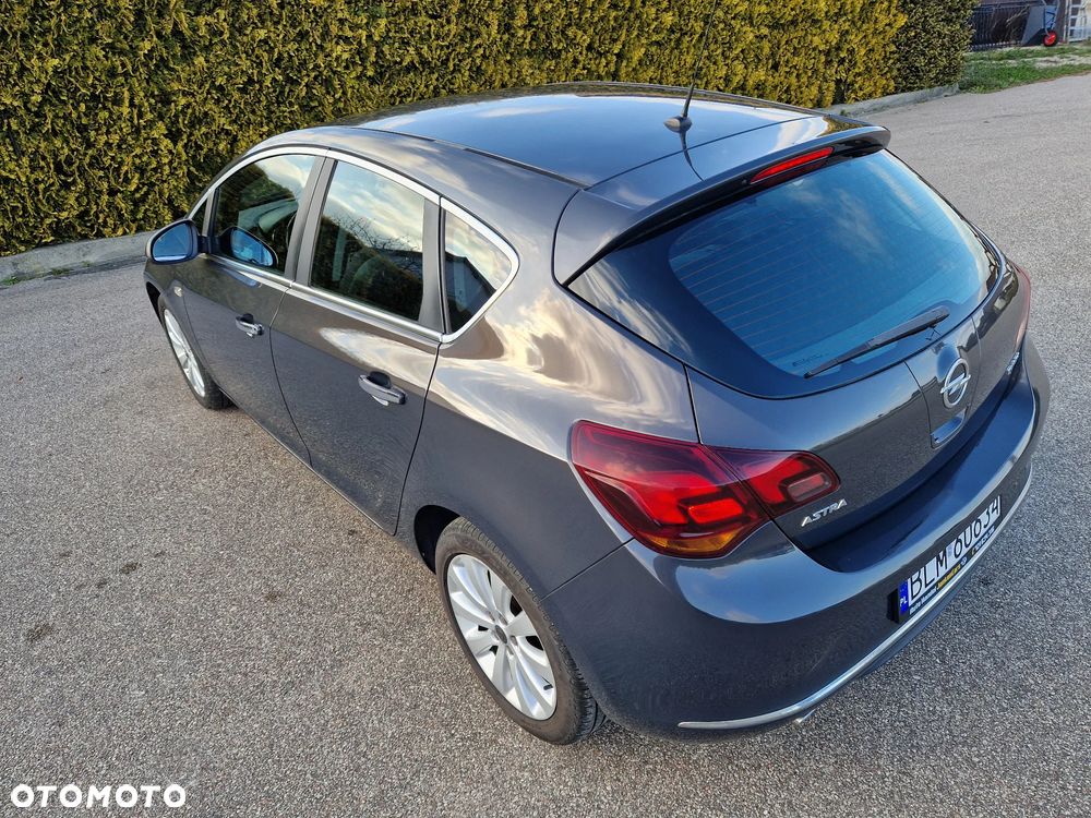 Opel Insignia - 18