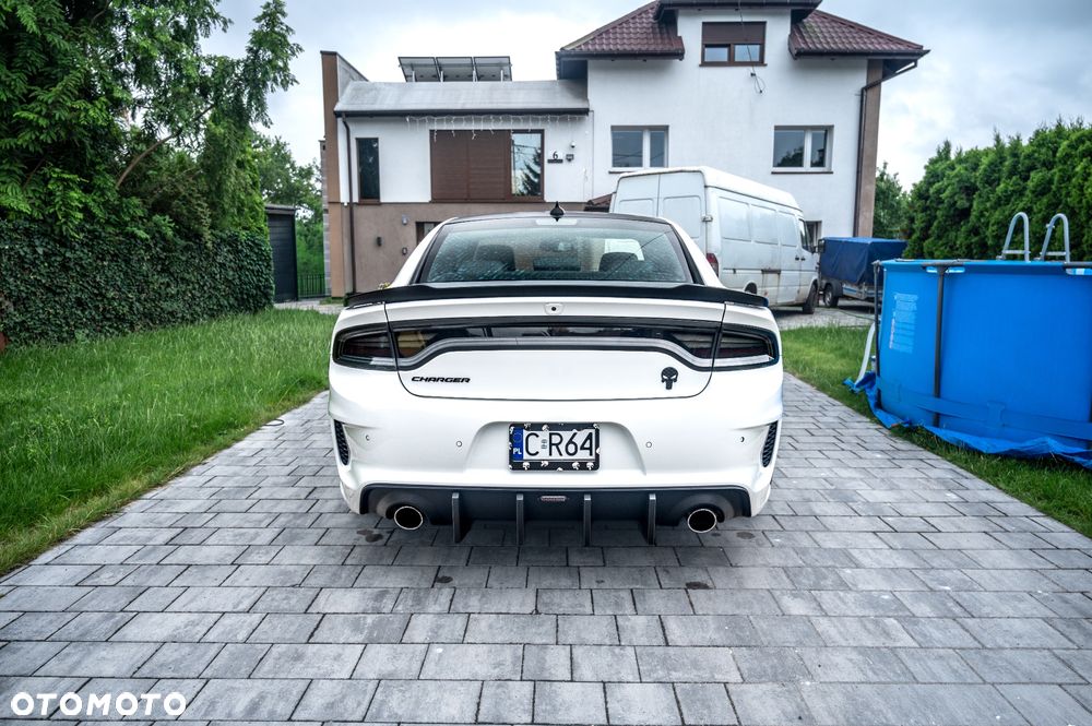 Dodge Charger 6.4 Scat Pack Widebody - 6