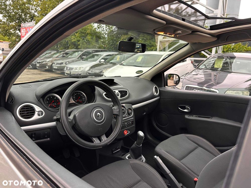 Renault Clio - 5