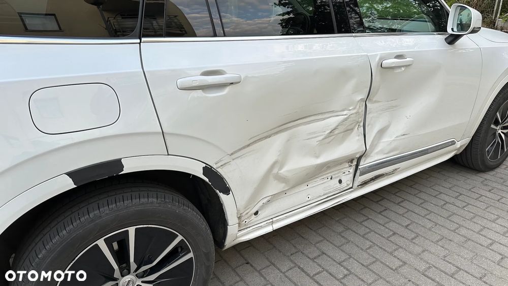 Volvo XC 90 T8 AWD Recharge Geartronic Inscription Edition - 8
