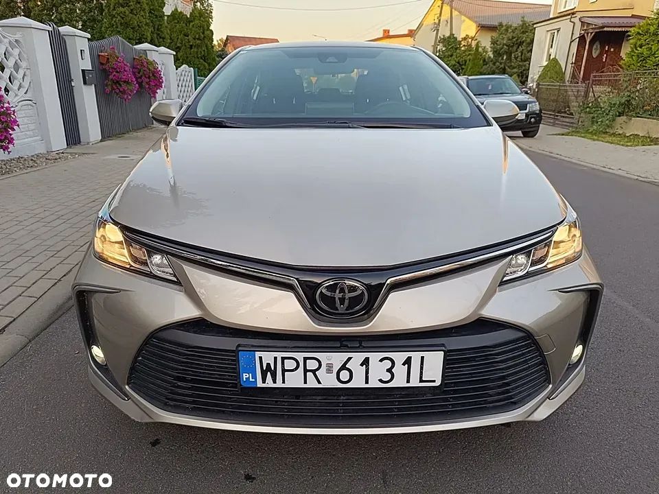 Toyota Corolla 1.5 Comfort - 11