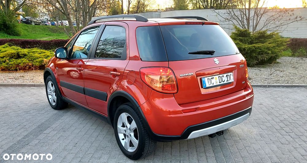 Suzuki SX4 2.0 DDiS 4x4 Style - 16