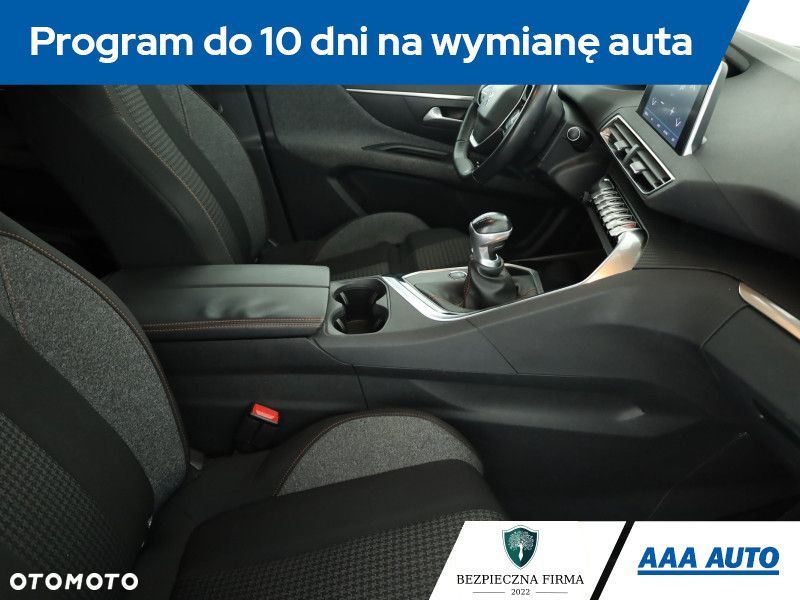 Peugeot 3008 - 8