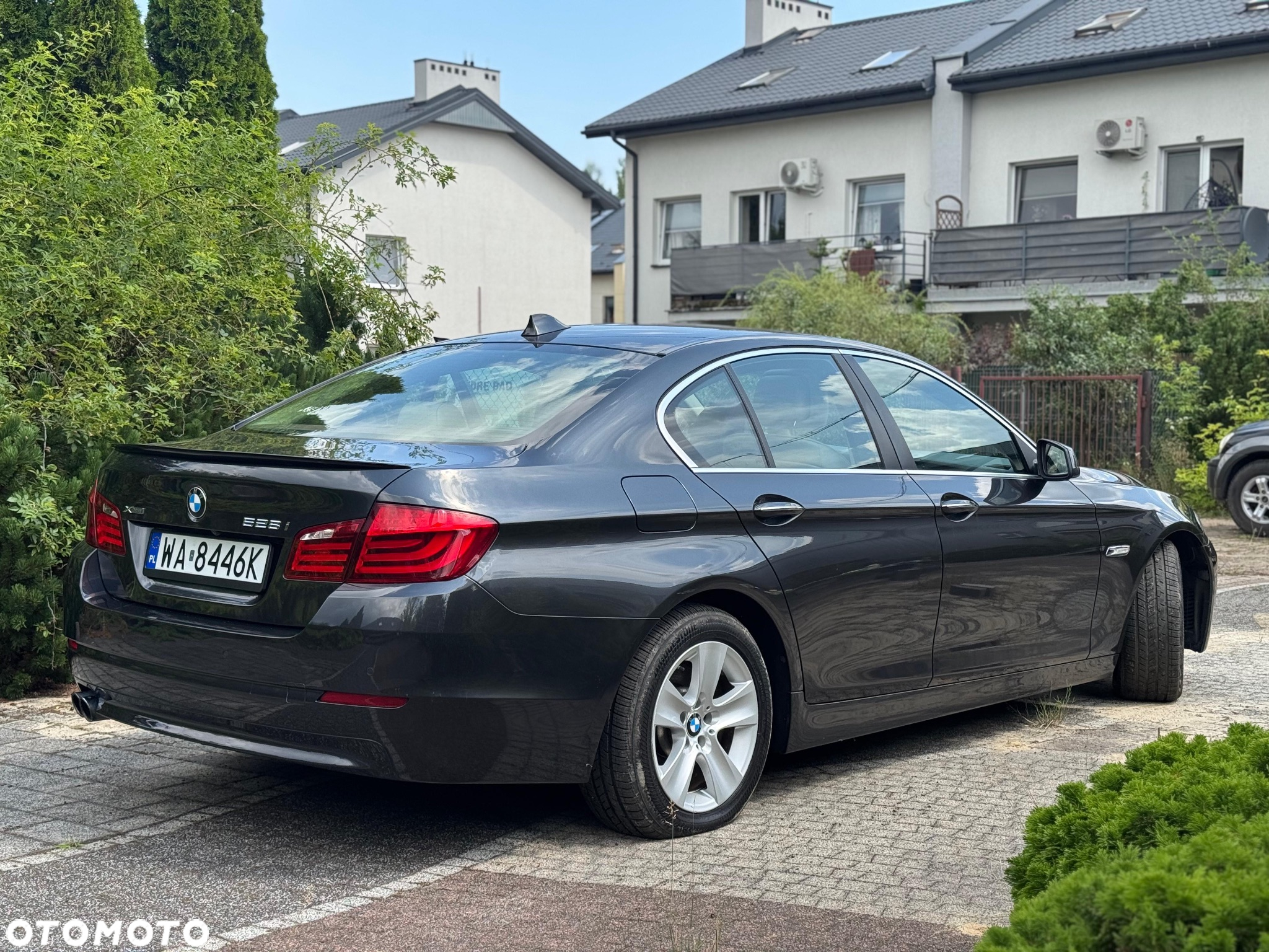 BMW Seria 5 528i xDrive Luxury Line - 9