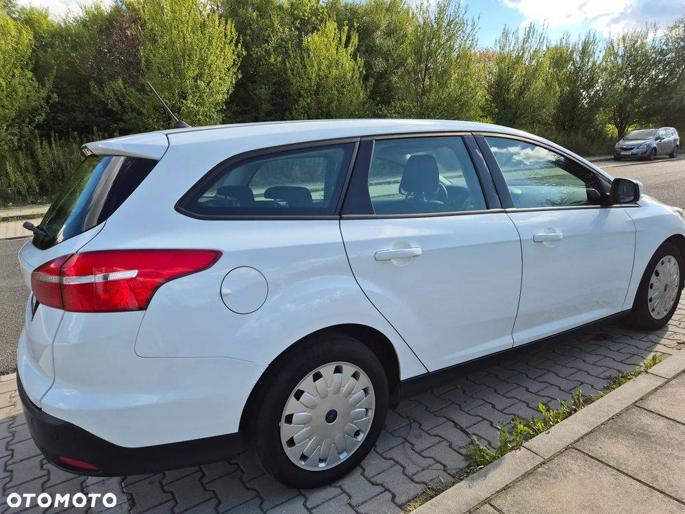 Ford Focus 1.5 TDCi Trend ECOnetic ASS - 4
