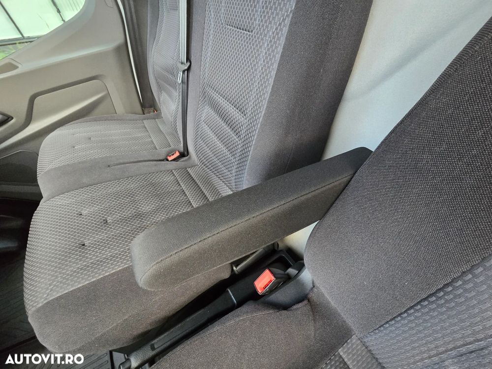 Ford Transit - 31