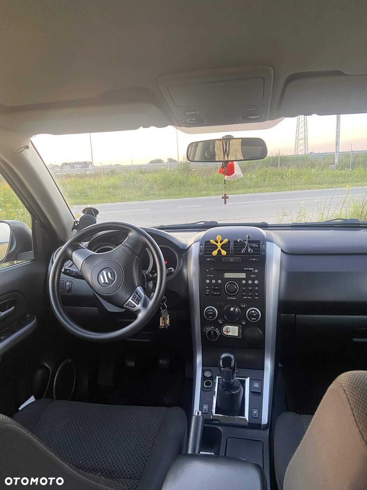 Suzuki Grand Vitara - 6
