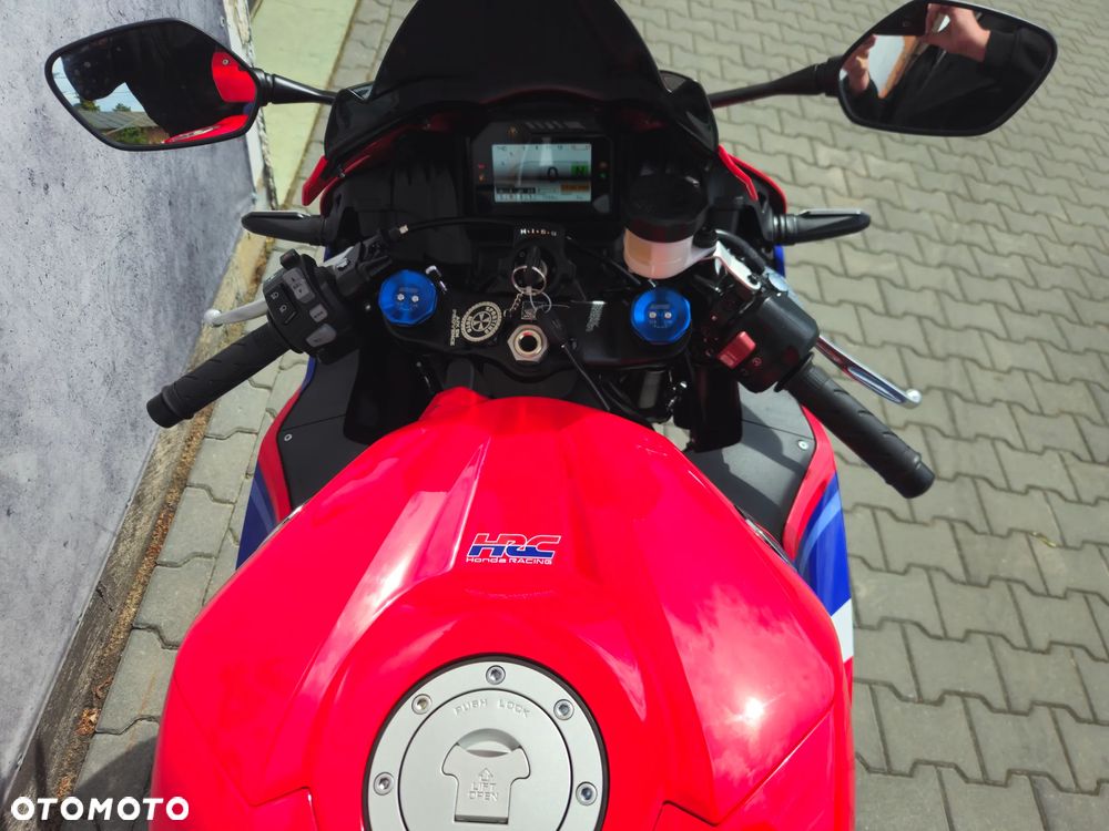 Honda CBR - 15