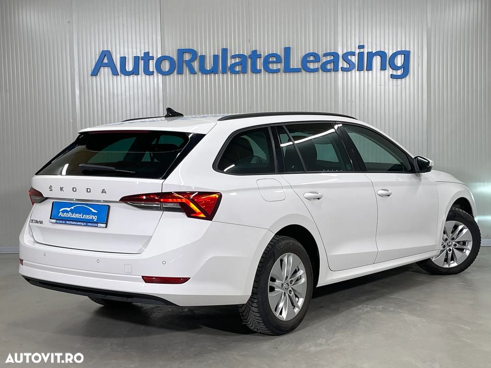 Skoda Octavia 2.0 TDI DSG Ambition - 4