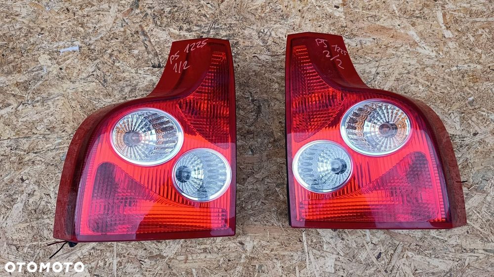 LAMPA LEWA PRAWA TYŁ TYLNA TYLNIA VOLVO XC90 I 1