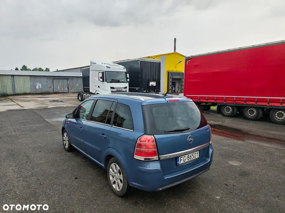 Opel Zafira 1.9 CDTI Cosmo - 6