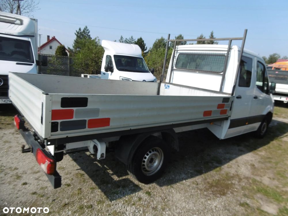Mercedes-Benz Sprinter - 4