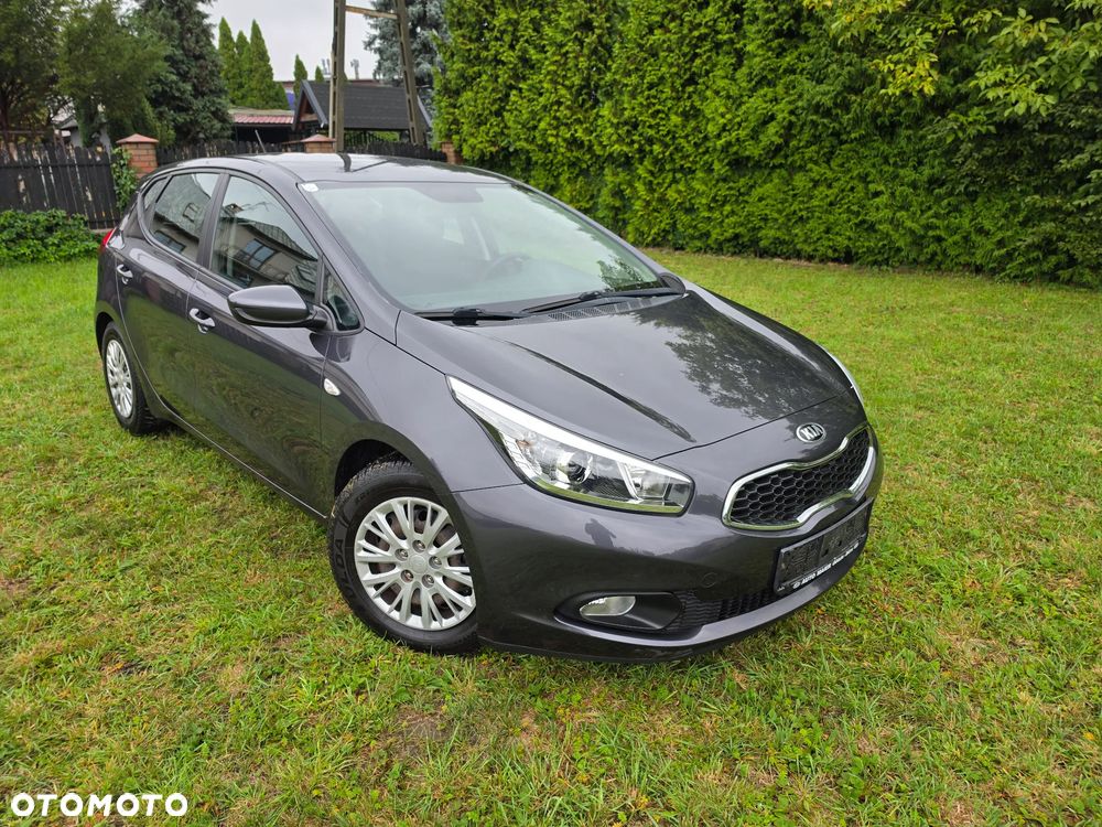 Kia Ceed 1.4 CVVT Attract - 18
